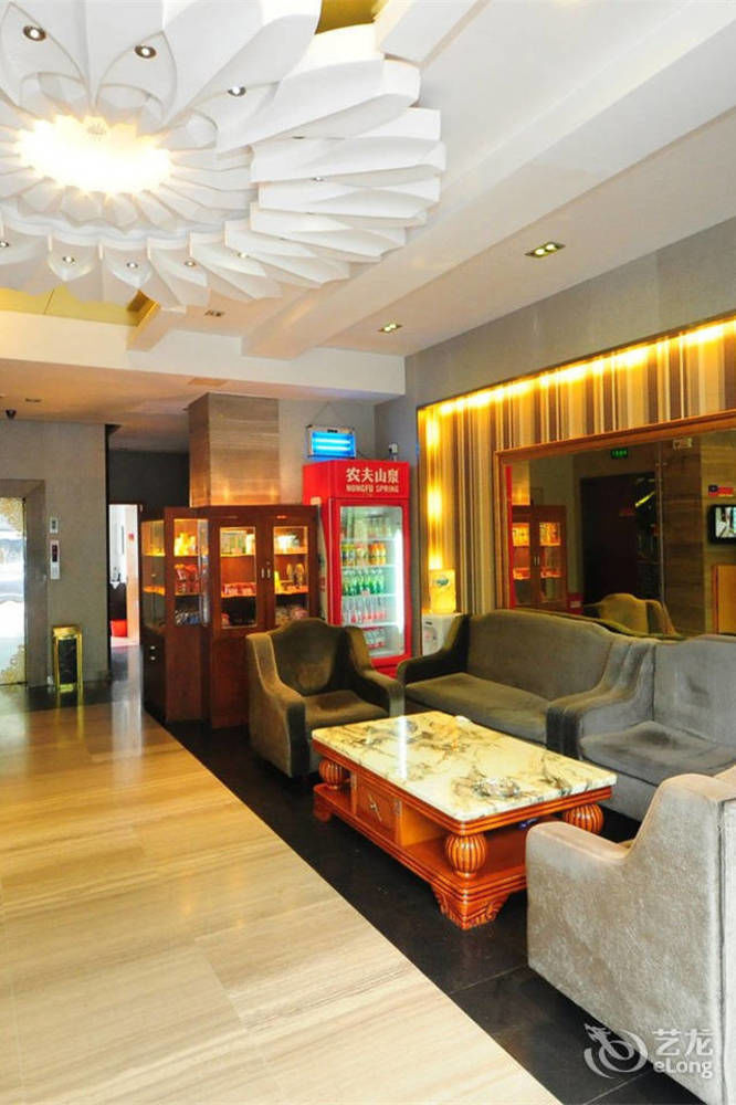 Motel 168 Hefei Changjiang Road Amber Resort Branch Екстериор снимка