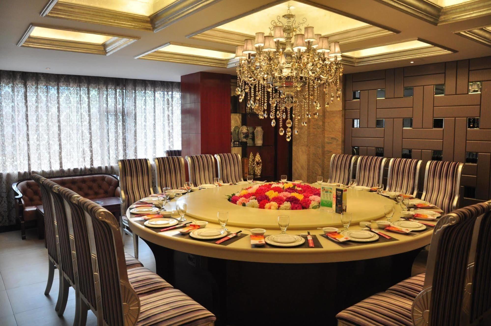 Motel 168 Hefei Changjiang Road Amber Resort Branch Екстериор снимка