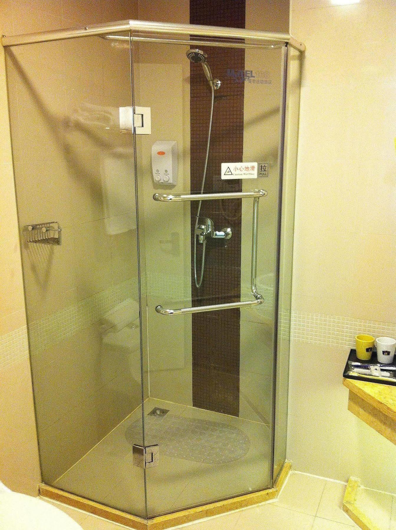 Motel 168 Hefei Changjiang Road Amber Resort Branch Екстериор снимка