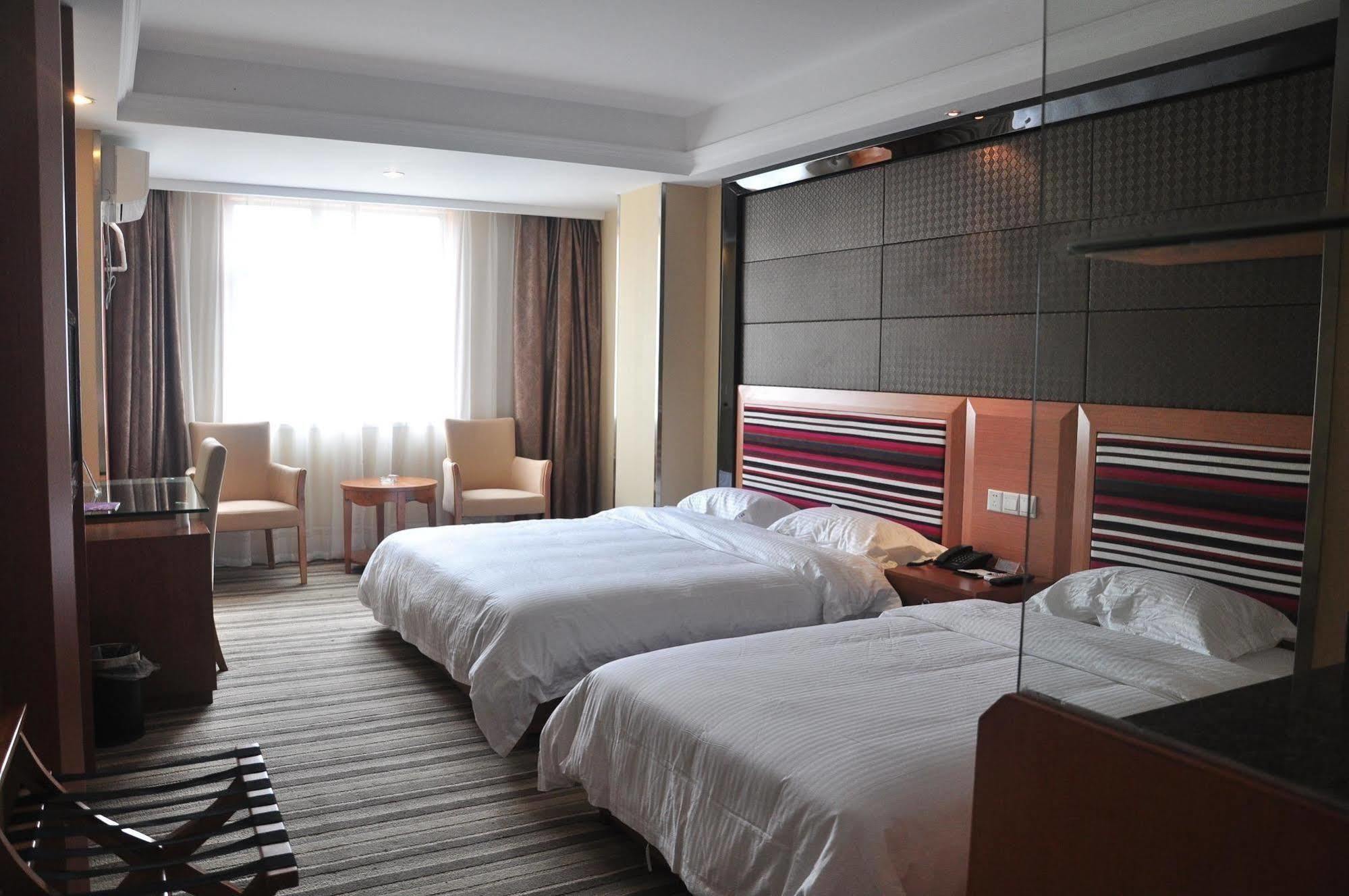 Motel 168 Hefei Changjiang Road Amber Resort Branch Екстериор снимка