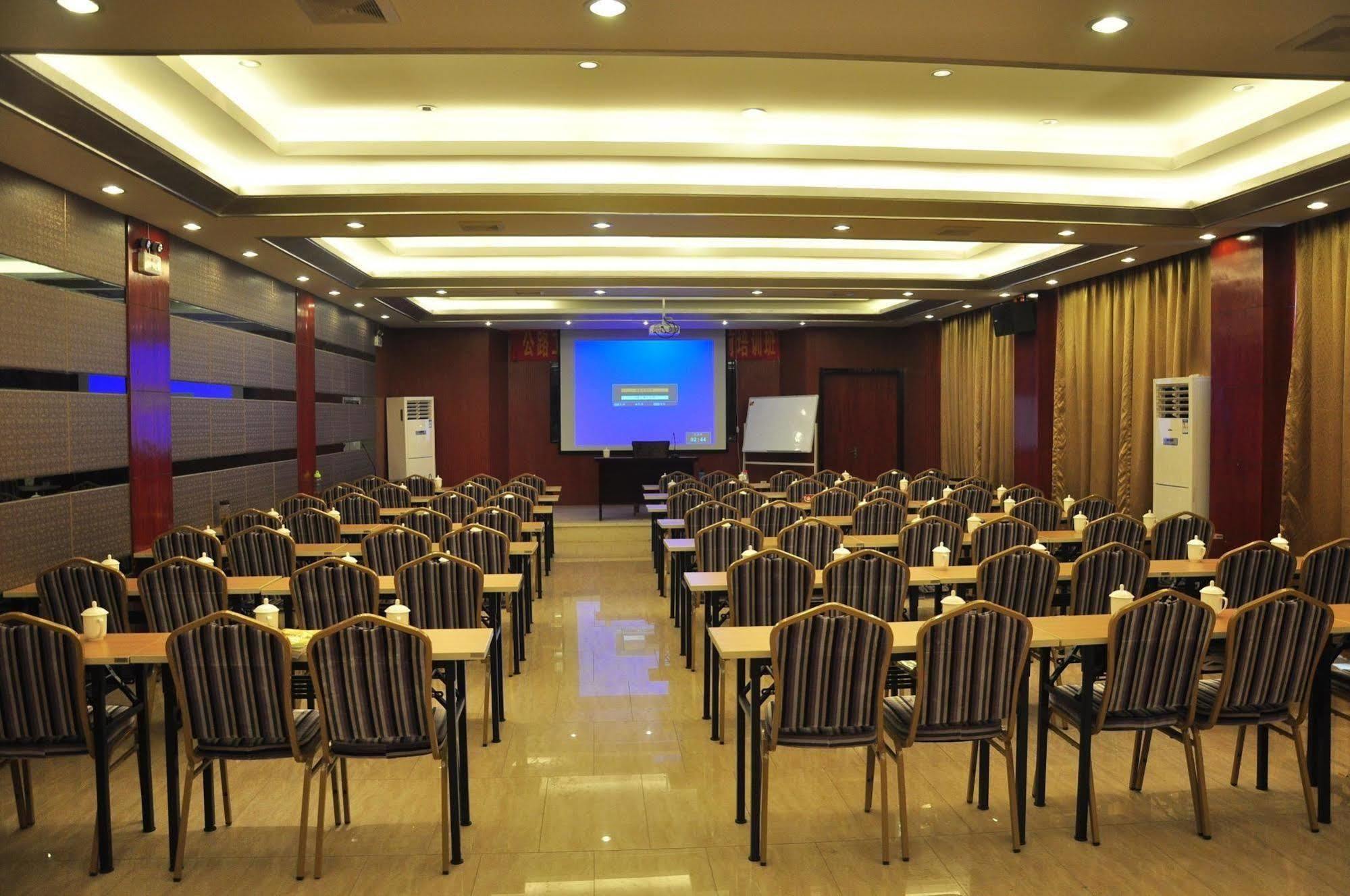 Motel 168 Hefei Changjiang Road Amber Resort Branch Екстериор снимка