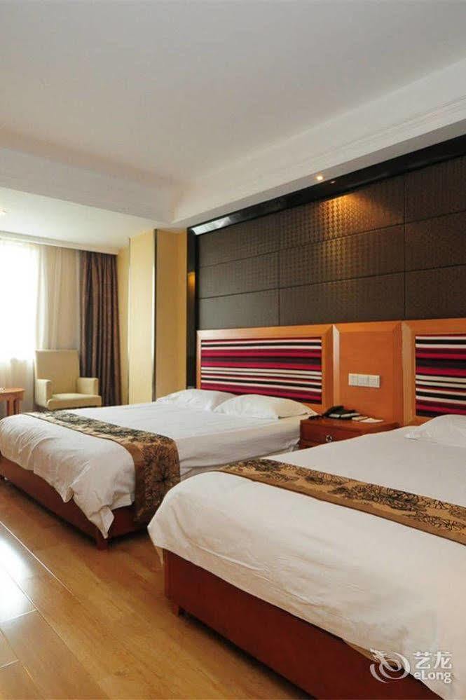 Motel 168 Hefei Changjiang Road Amber Resort Branch Екстериор снимка