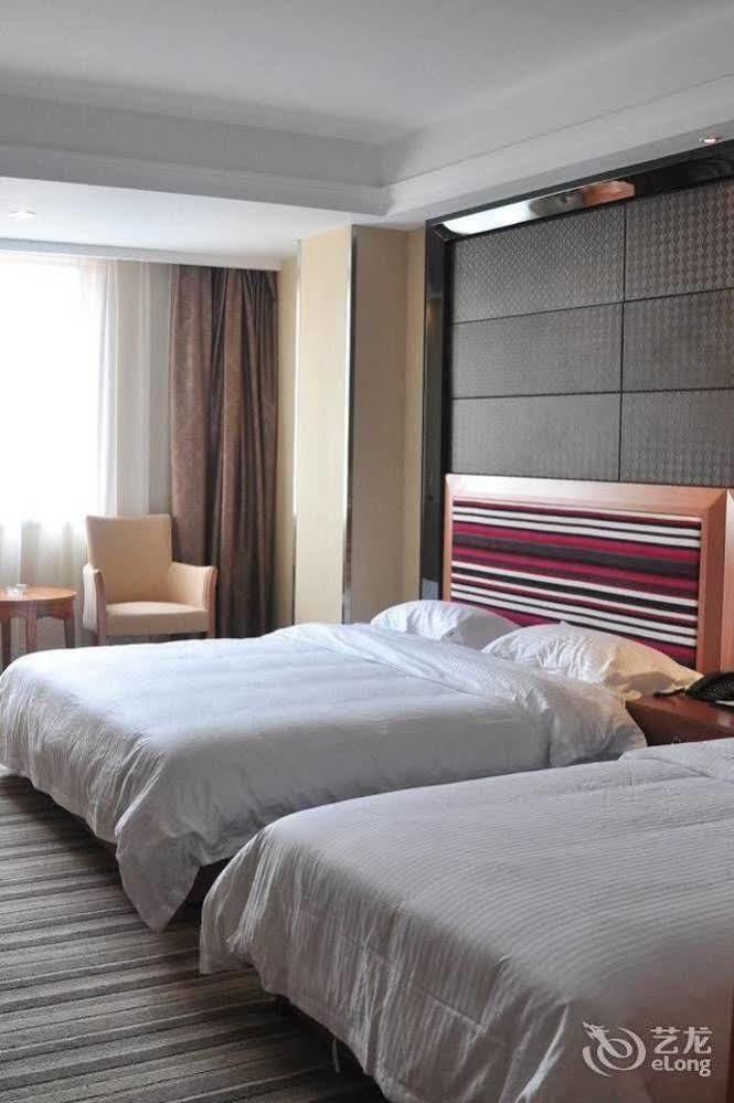 Motel 168 Hefei Changjiang Road Amber Resort Branch Екстериор снимка